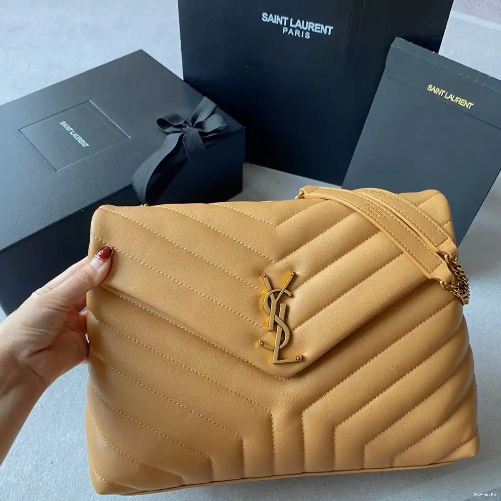 LOULOU YSL MEDIUM 0702